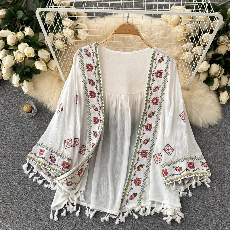 Summer Women's Shirt Bohemian  - Embroidery On Shirt 评论和价格