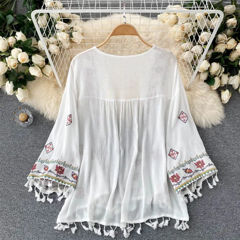 Summer Women's Shirt Bohemian  - Embroidery On Shirt 评论和价格