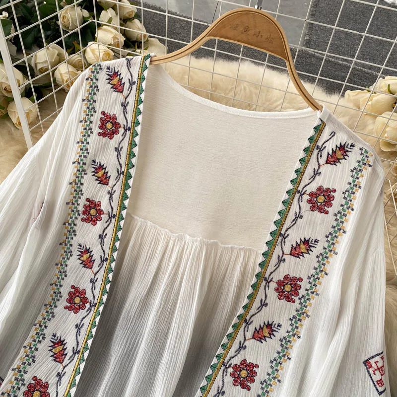 Summer Women's Shirt Bohemian  - Embroidery On Shirt 评论和价格