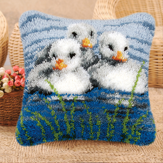 Cartoon Cute Bird Duck Latch H - Printed Embroidery Kit 评论和价格