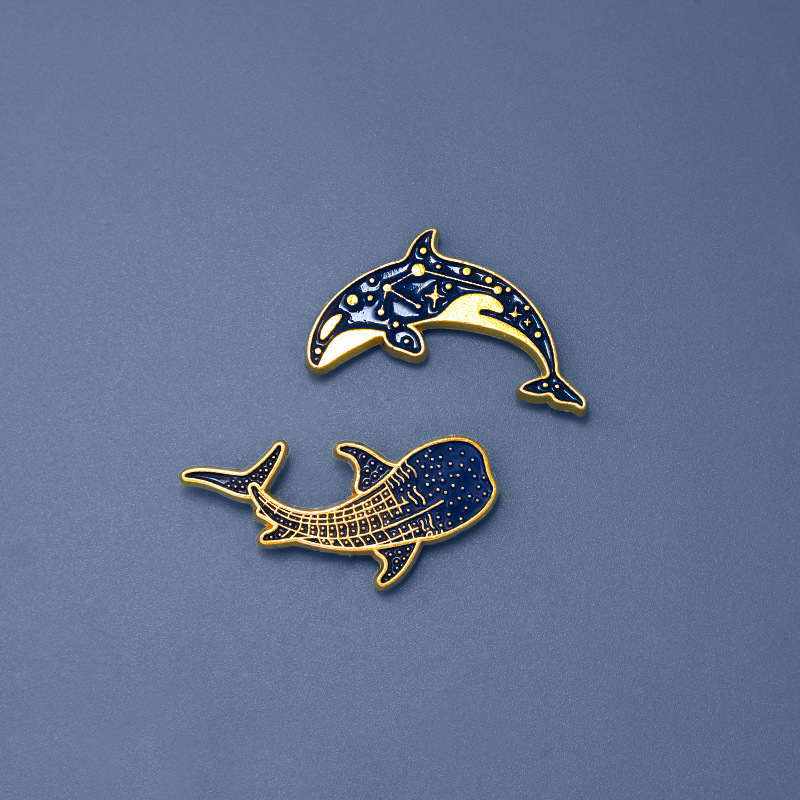 Cute Blue Whale Dolphin Brooch - Embroidery Whale 评论和价格